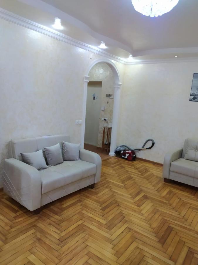 Apartment On 26 May Str Batumi Exteriér fotografie